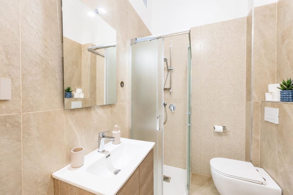 Shower, Bathroom