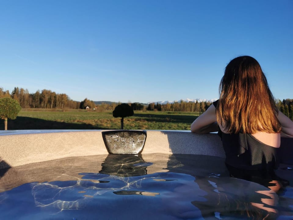 Hot Tub, View (from property/room)