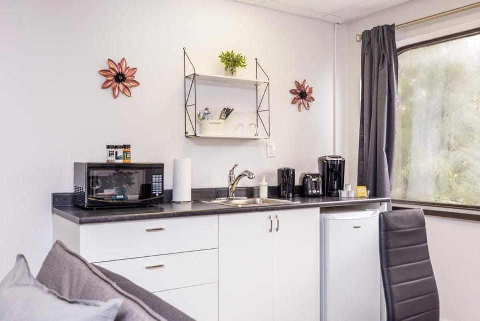 Modern Condo - Chinatown Close to Little Italy Apartment in Gatineau