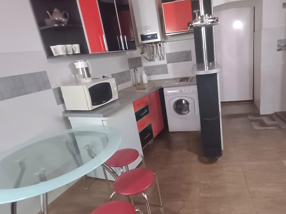 Апартаменти біля Оперного і Форуму в центрі Apartment in Lviv
