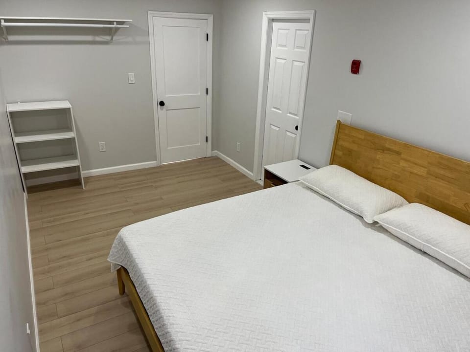 Elegant 3 bedroom, 2 full bathroom in Uniondale Apartment in Long Island