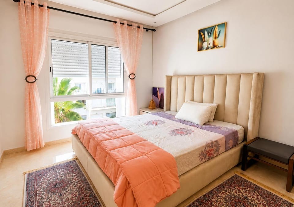 Modern 2BR Apartment with Pool View Shems kettani 10 Min Drive to the Beach Apartment in Bouznika