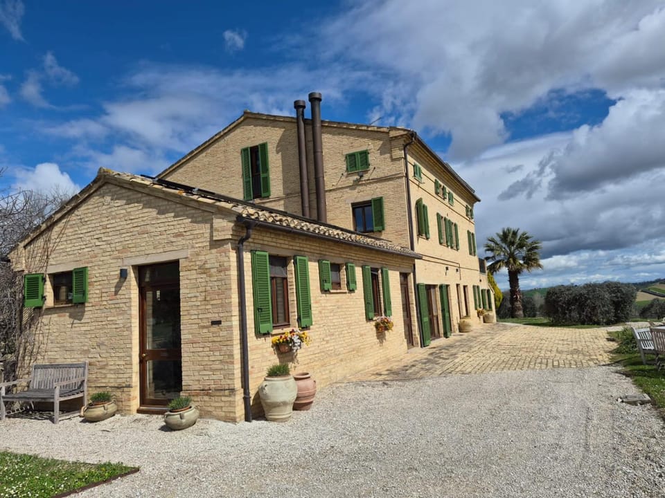 Property building, Day
