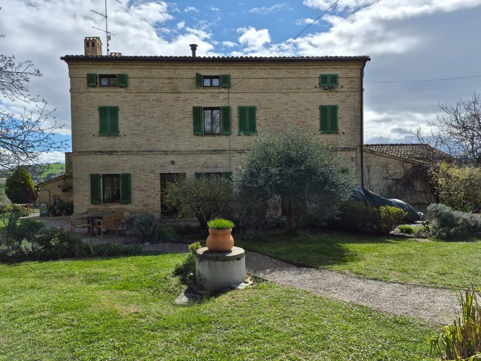 Property building, Spring