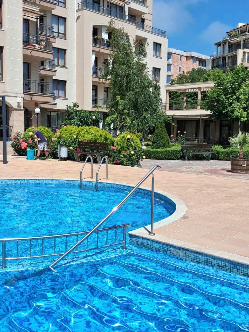 Swimming pool