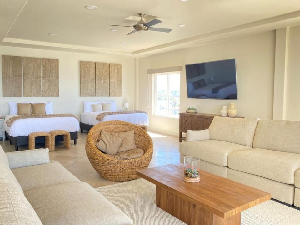 View (from property/room), Living room, Beach, Beach, Bedroom, Sea view