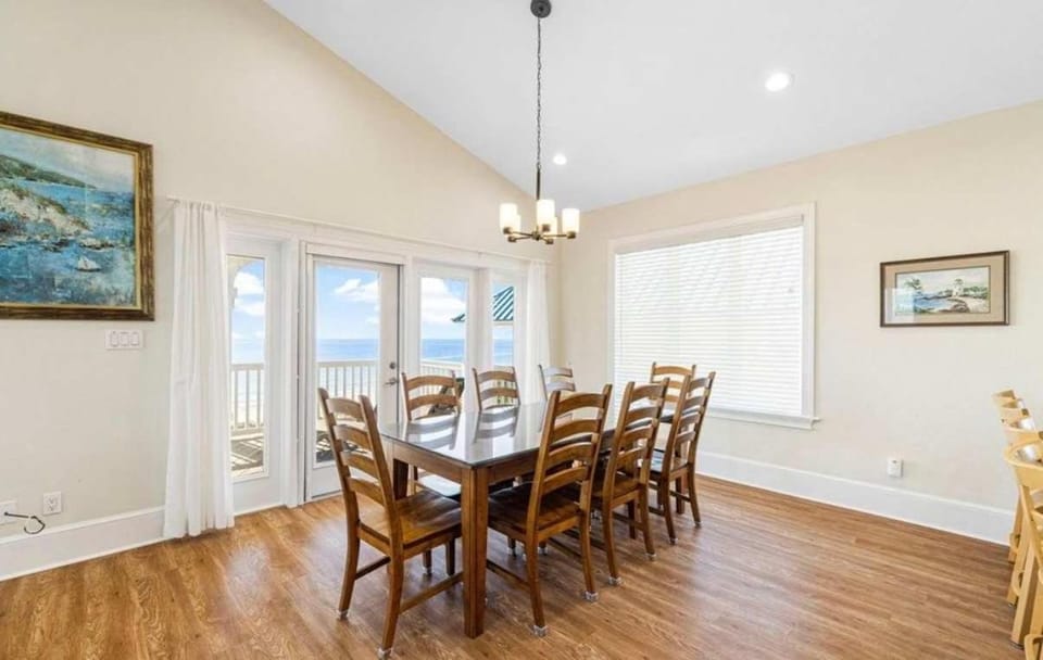 Beach Front- St George Island -Pool -Game Room House in Saint George Island