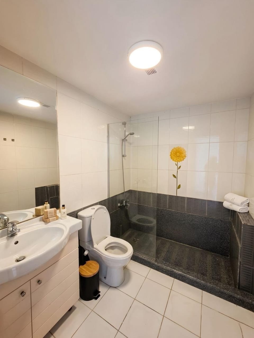 Stunning Direct Sea View Apartment with free Beach Apartment in Hurghada