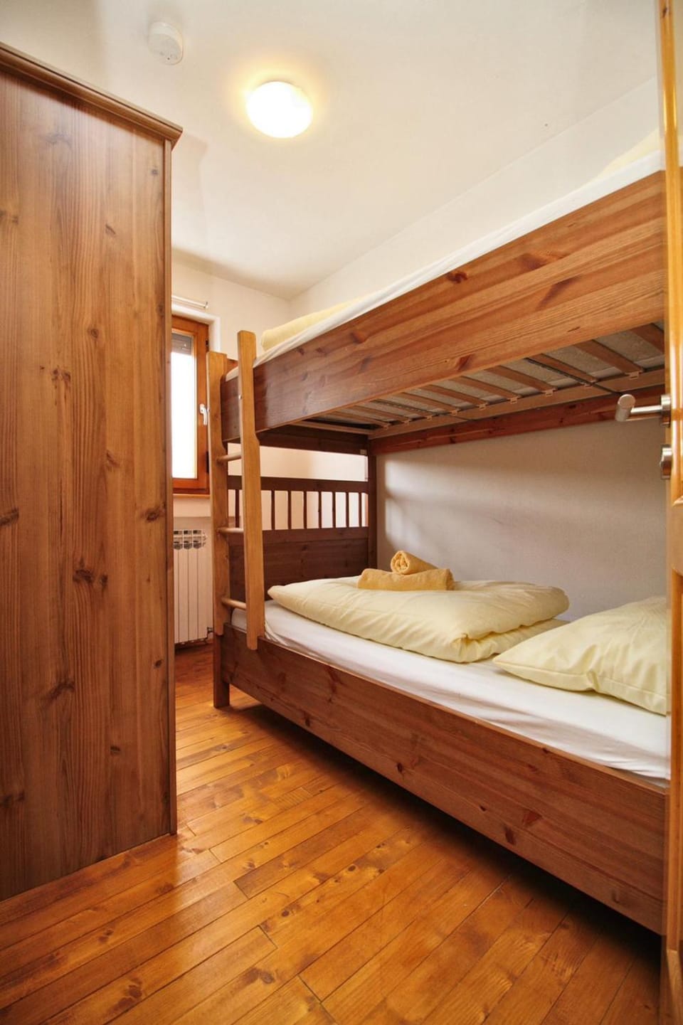 bunk bed