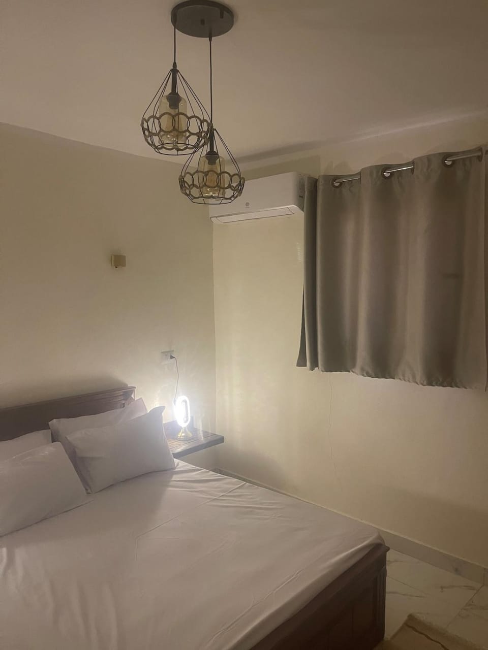 Bed, air conditioner