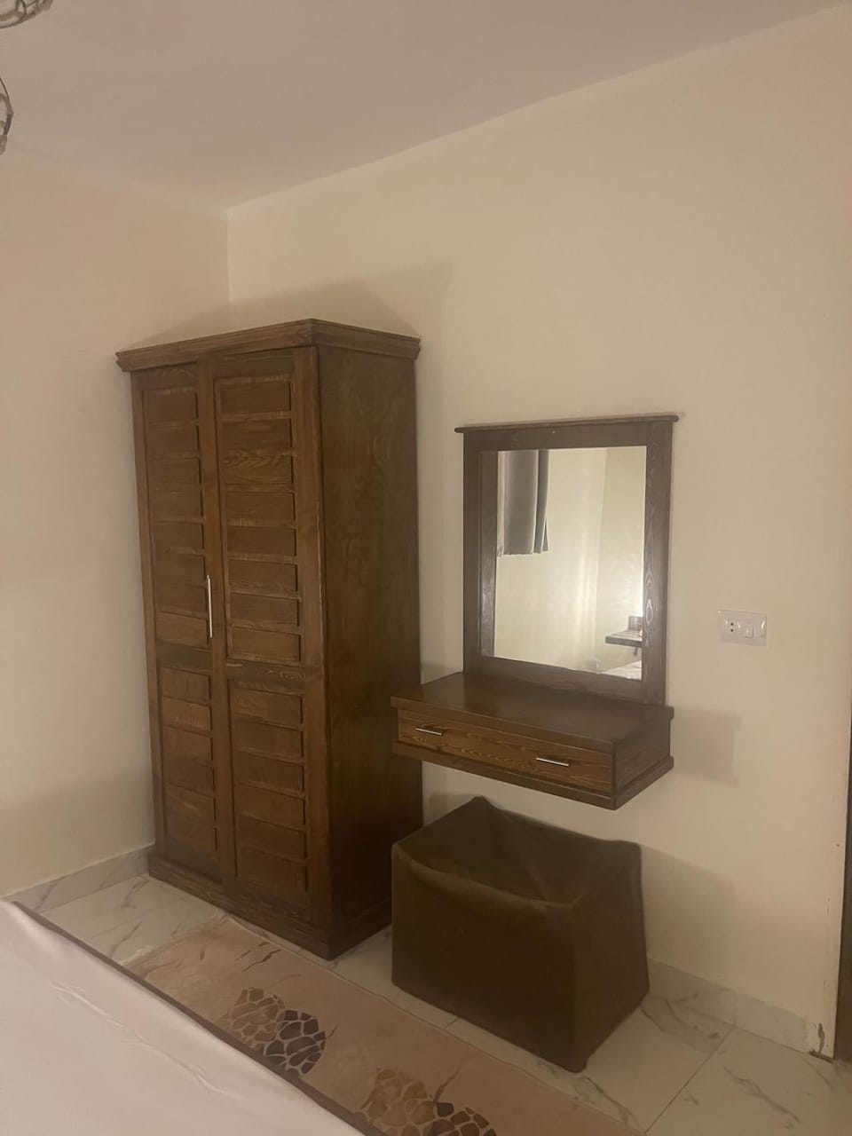 wardrobe