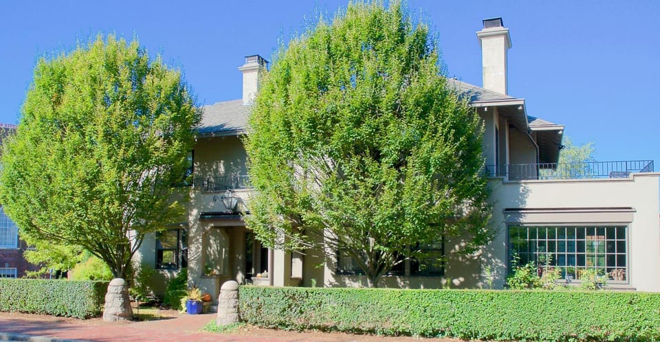 Facade/entrance, Street view