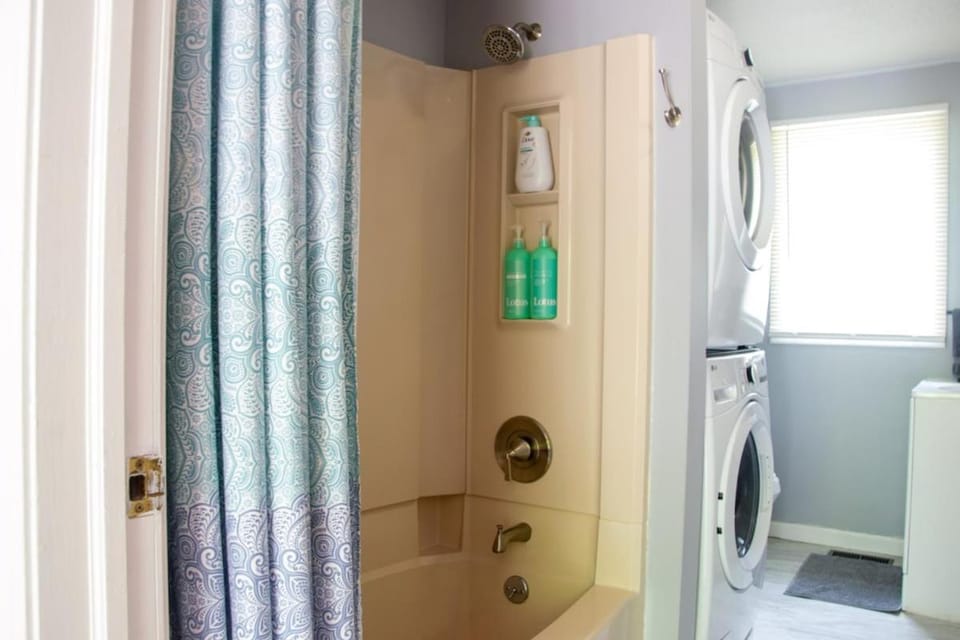 Your home away from home for Comfort & Convenience Apartment in Manchester