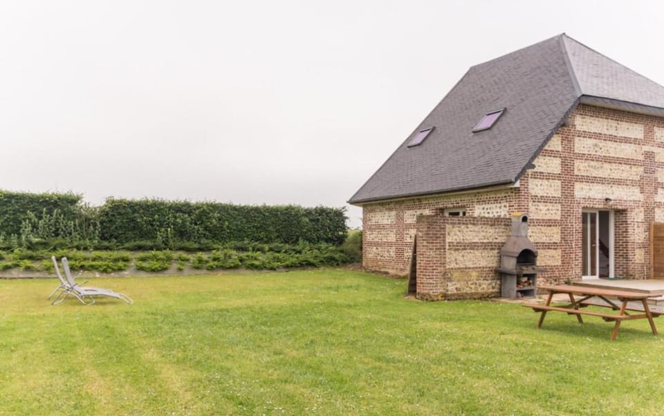 BBQ facilities, Garden, Balcony/Terrace