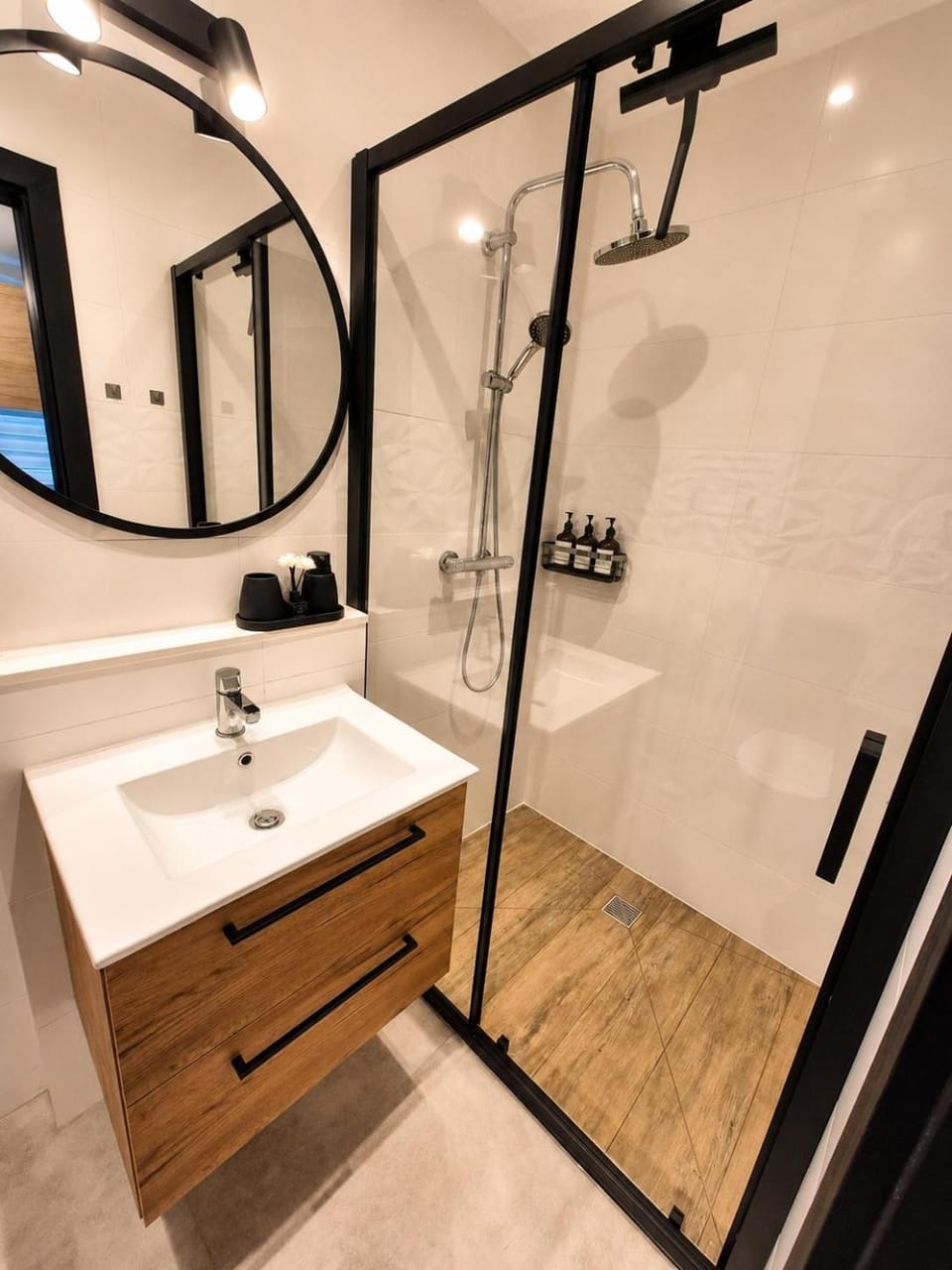 Shower, Bathroom