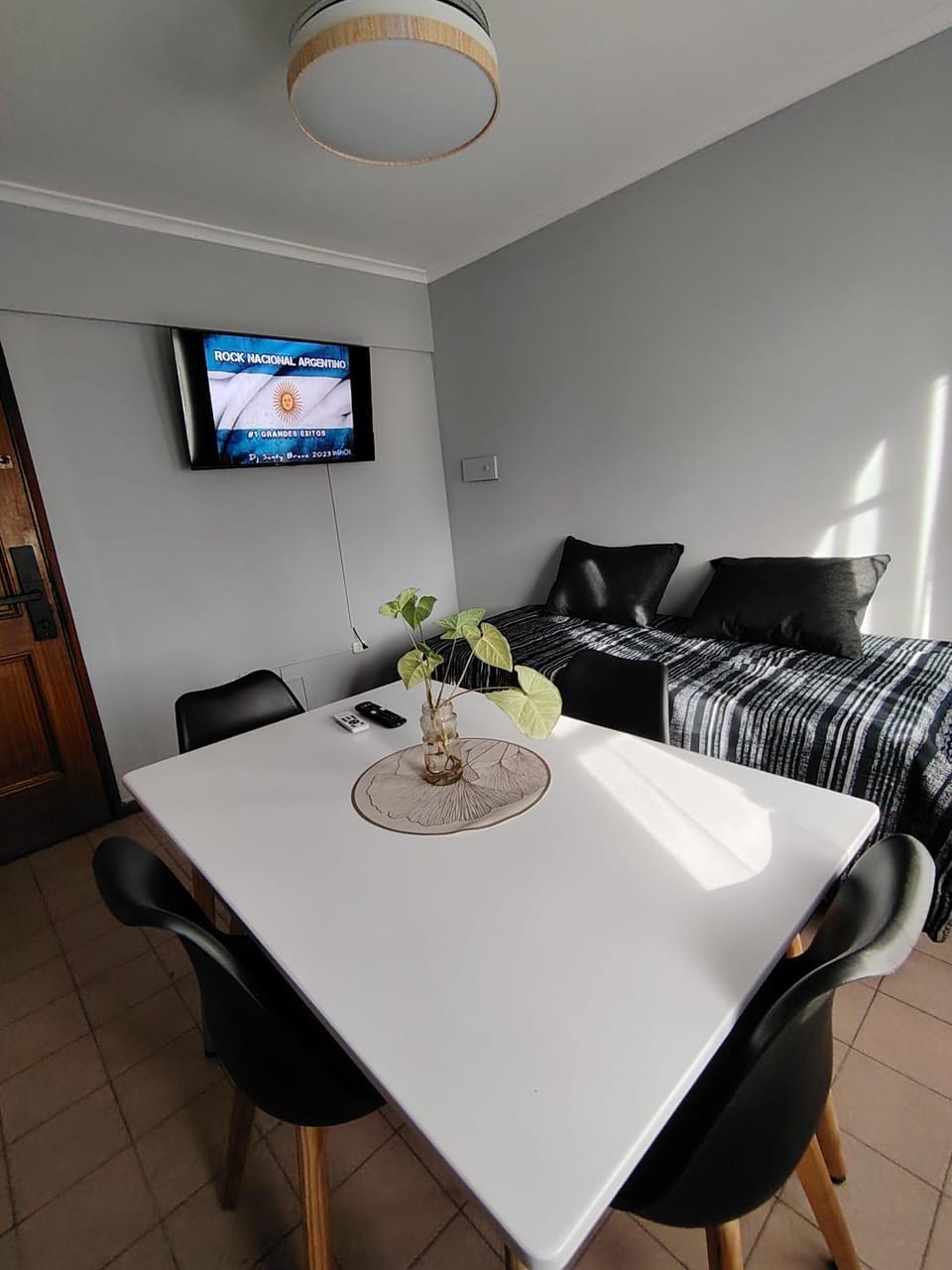 TV and multimedia, Dining area