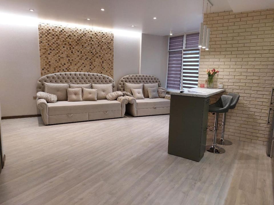 Luxury Studio-Apartment in 45 Жемчужина на Каманина Apartment in Odessa