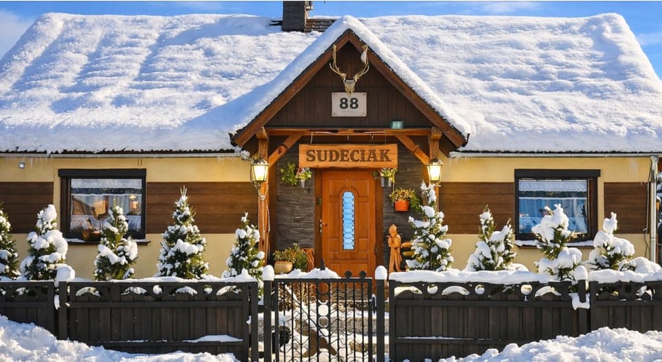 Domek Sudeciak w Masywie Śnieżnika House in Lower Silesian Voivodeship