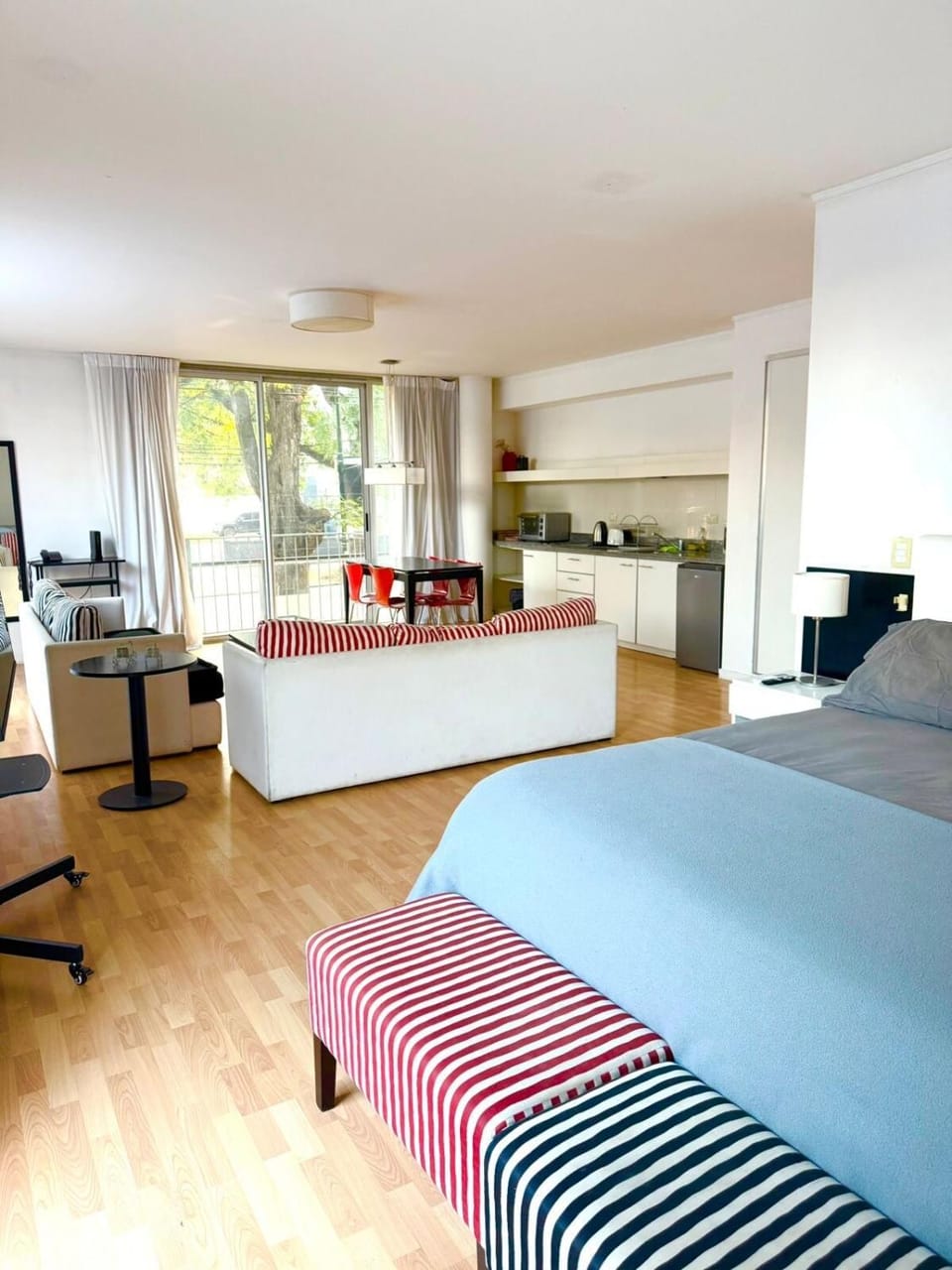 Departamento en Av Libertador con vista a la avenida Apartment in Buenos Aires Province