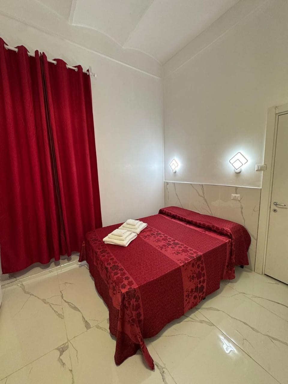 Colosseo Roma accomodation Bed and Breakfast in Rome