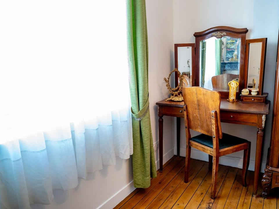 Appartement chic au cœur de Reims - 5 pers. - FR-1-870-41 Apartment in Reims