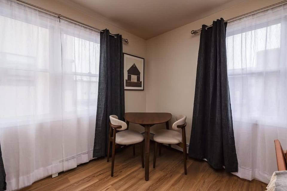 Downtown Anchorage Stay - 1 Bedroom Great Location Apartment in Anchorage