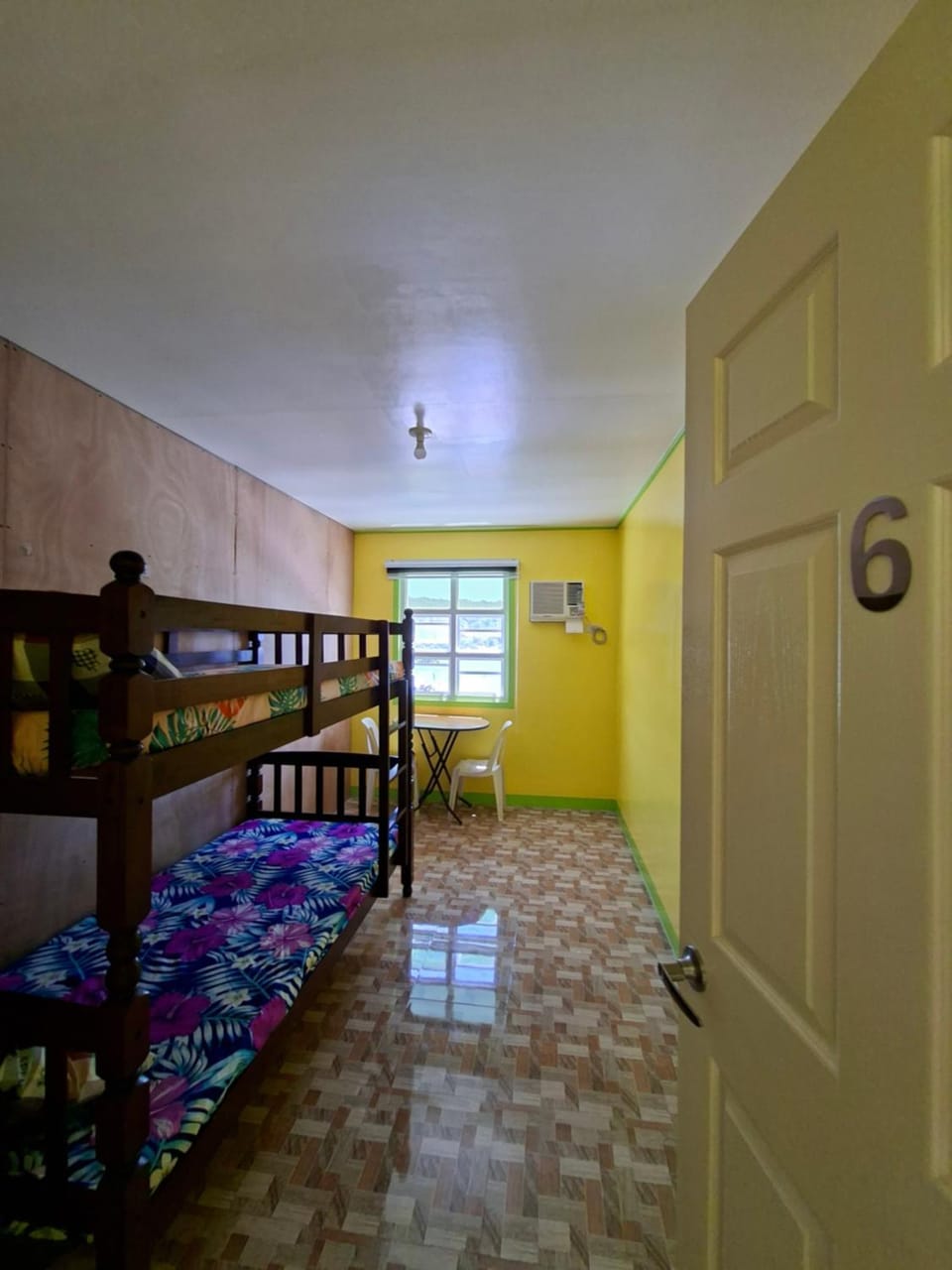 Gaddiel alexis Food house and room for rent Love hotel in Batangas