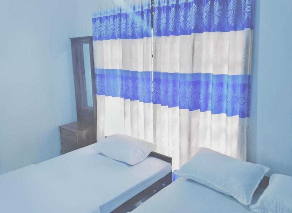 Ruwanara Guesthouse and Restaurant Bed and Breakfast in Sri Lanka