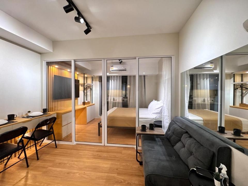 Near Rockwell 1BR with BalconyModern Minimalist Apartment in Mandaluyong