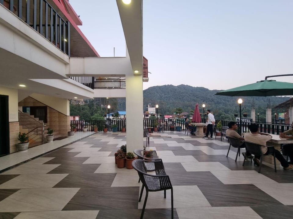 Hotel Biaspushp Dalhousie Hotel in Himachal Pradesh