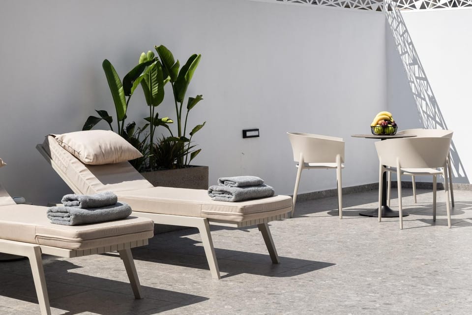 Patio, Seating area