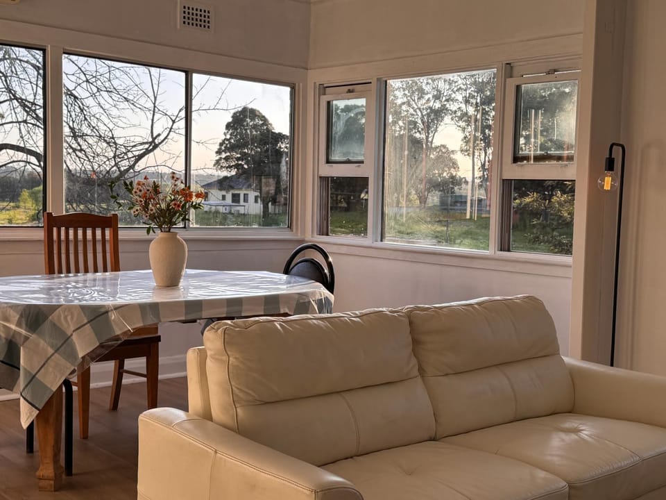 Two bedrooms house - One Min to Mulgrave Station Apartment in Sydney