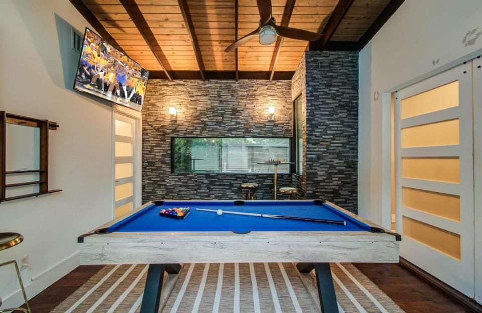 FIFA Ready 5BR Retreat with Heated Pool and Fire Pit House in Harris County