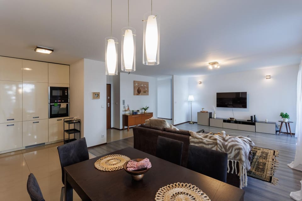 Kitchen or kitchenette, Living room, Dining area