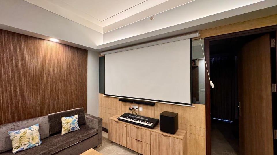 TV and multimedia, Meeting/conference room