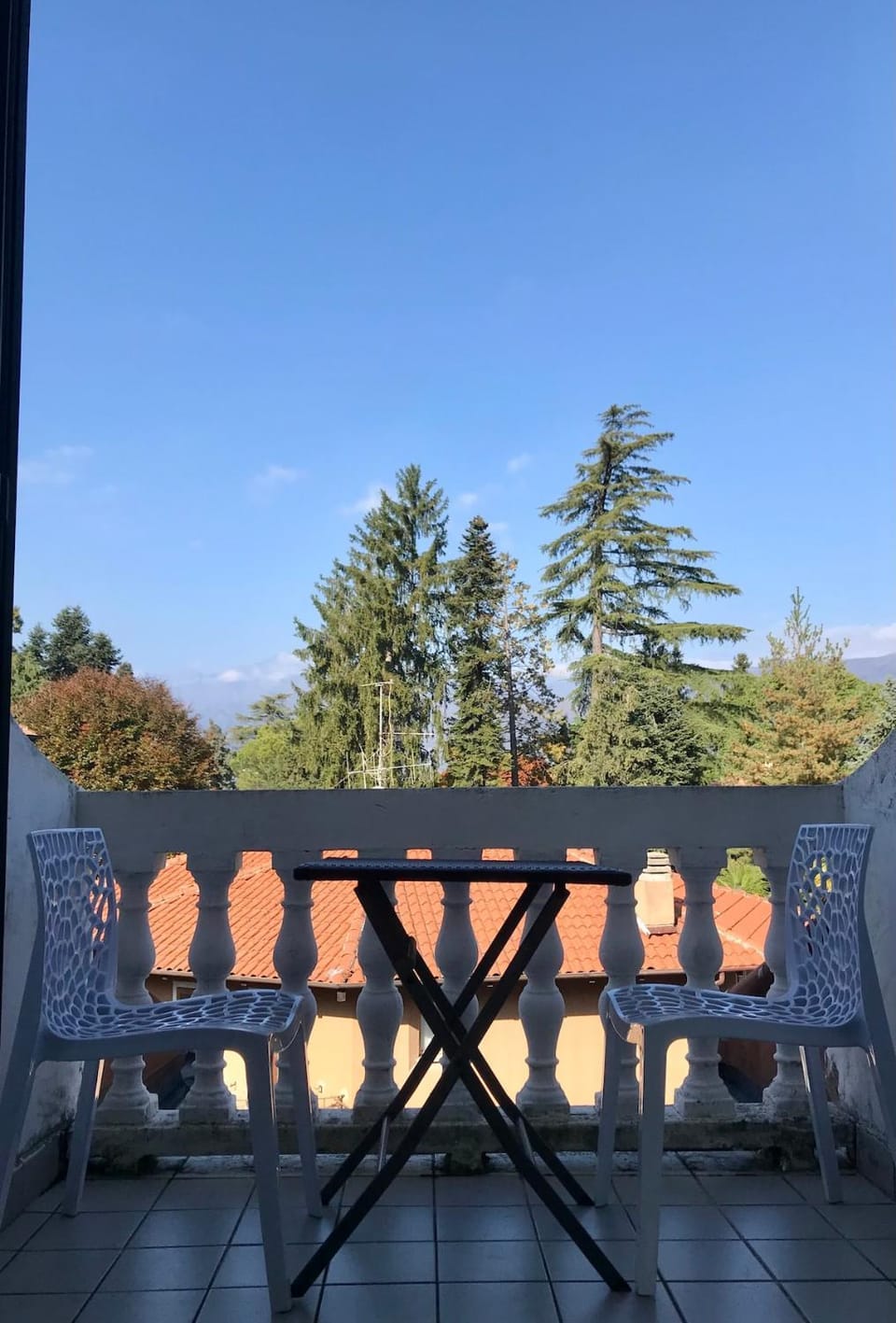Turret apartment near the lake Apartment in Stresa