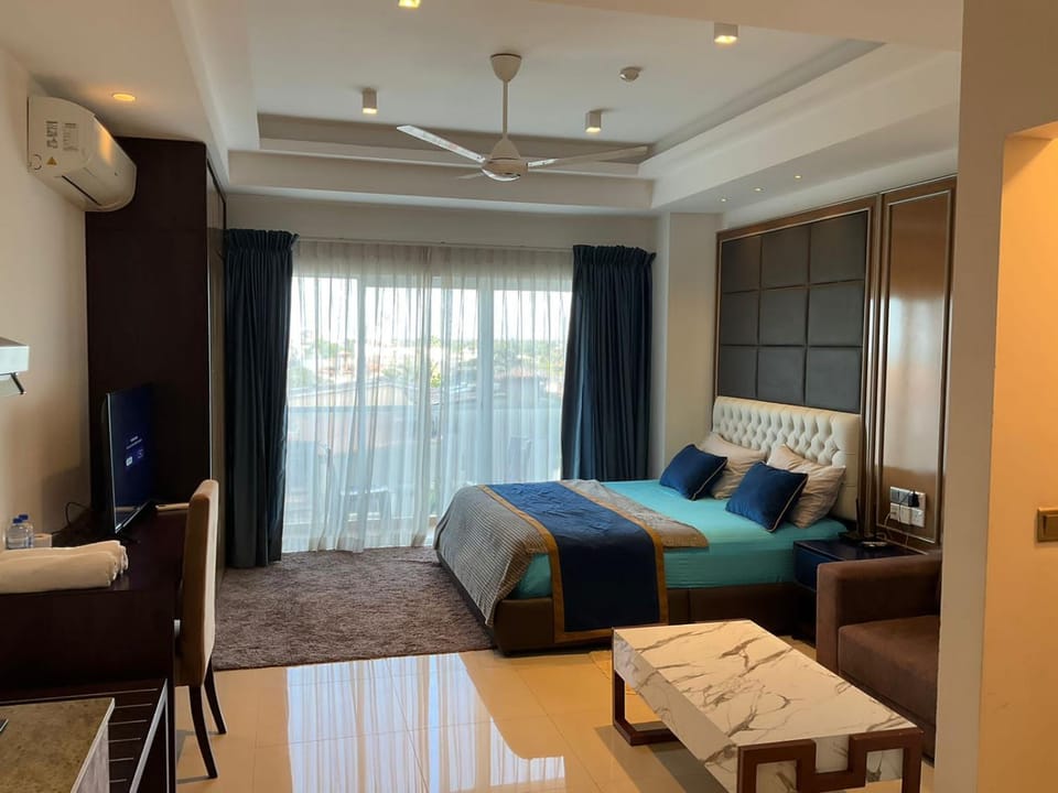 Royal Studio Apartment BY OCEAN BREEZE Apartment in Negombo