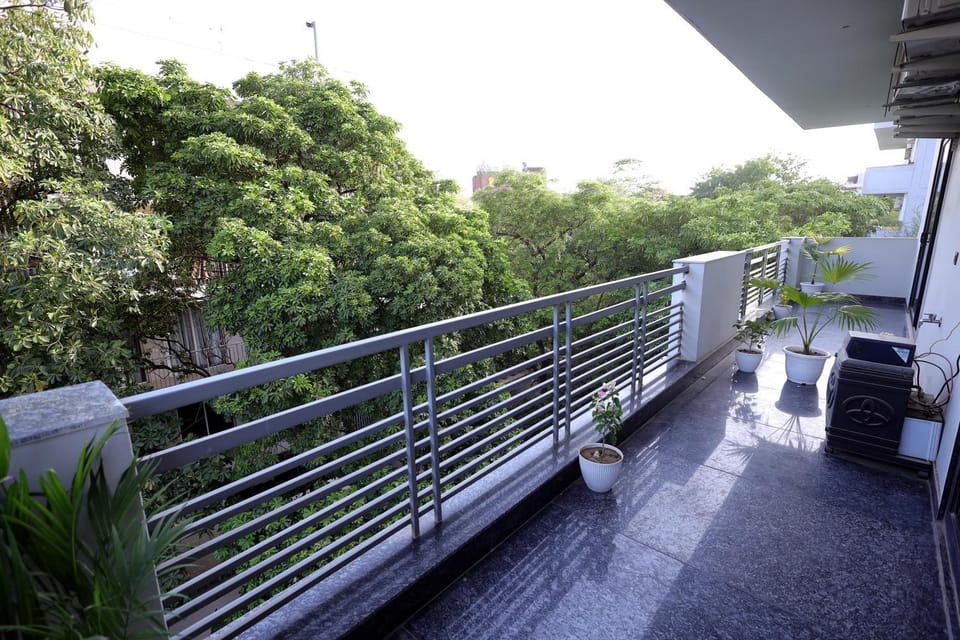 Balcony/Terrace, City view