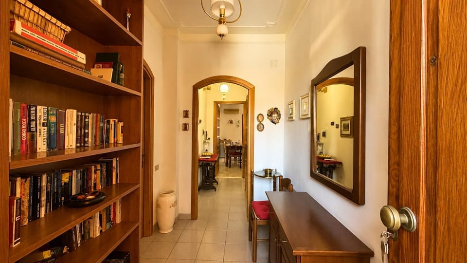 AffittaSardegna-Quadri Terranova Apartment in Olbia