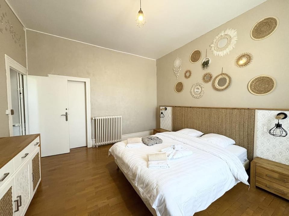 Villa le Cocon Nivernais - Piscine - Jacuzzi Villa in Bourgogne-Franche-Comté