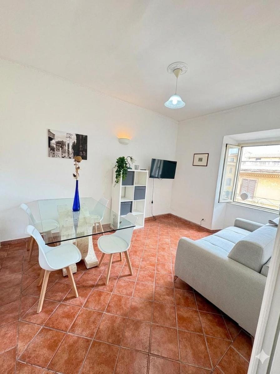 Aeterna Colosseum Residence Apartment in Rome