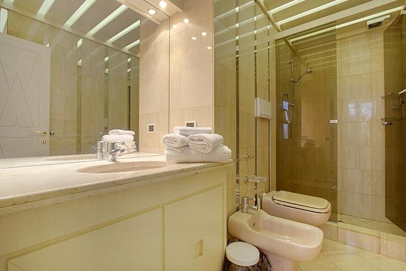 Ponte Vecchio Apartment Apartment in Florence