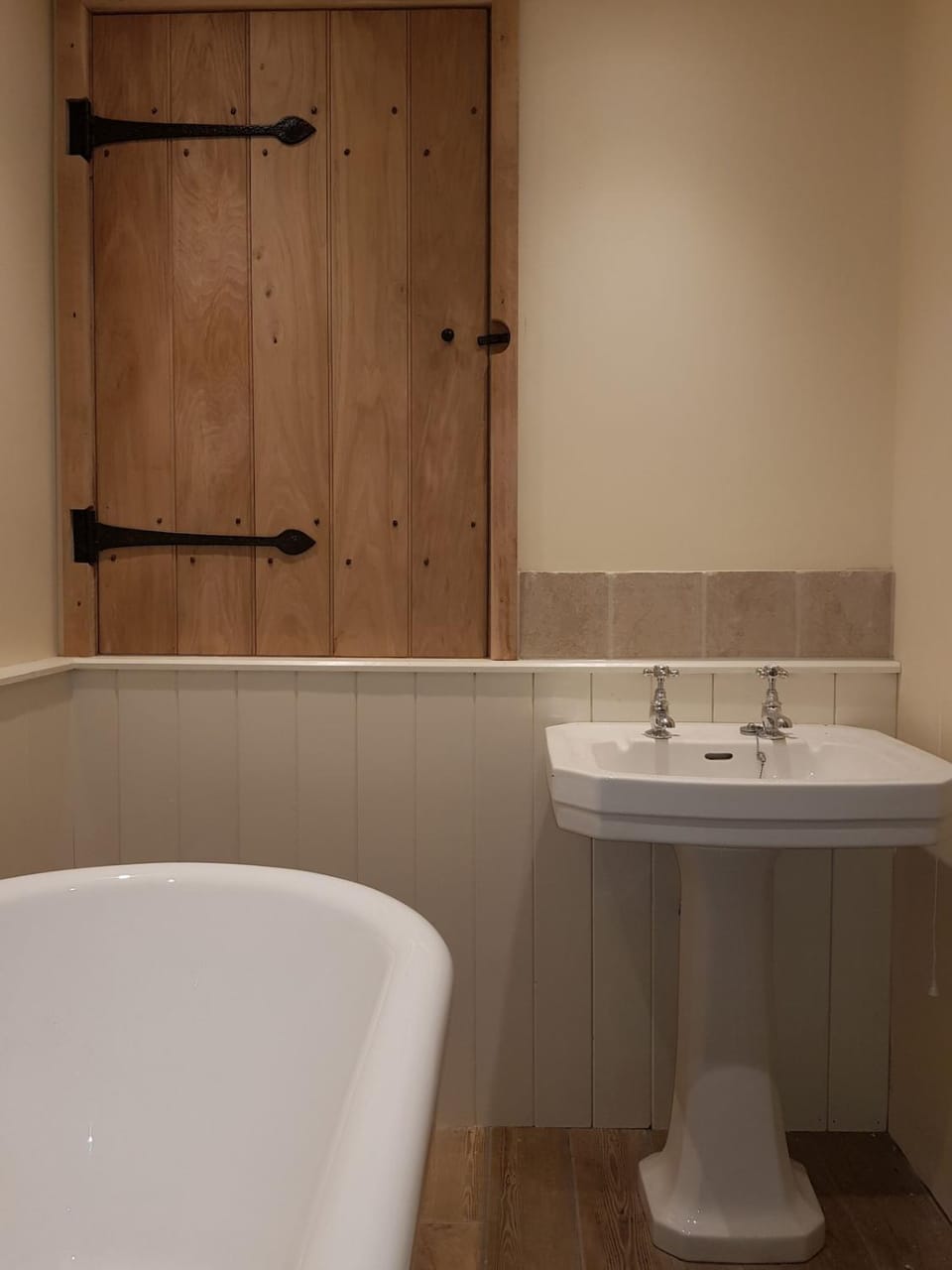 New Luxury Hot Tub August 2026 Shepherds Cottage Apartment in North Dorset District