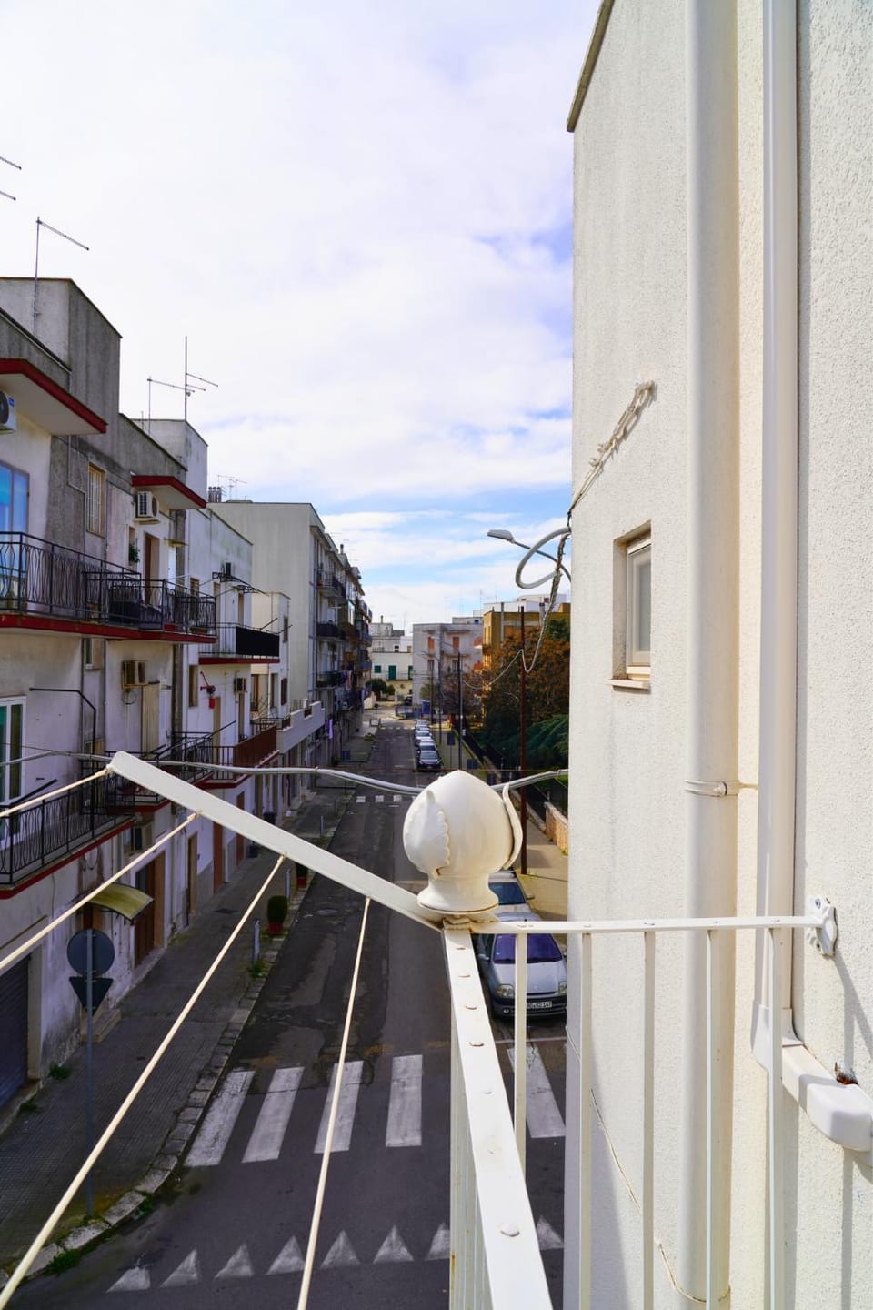 Property building, Day, Neighbourhood, View (from property/room), Balcony/Terrace, City view, Street view