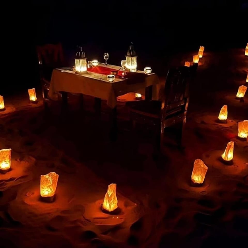 Property building, Restaurant/places to eat, Night