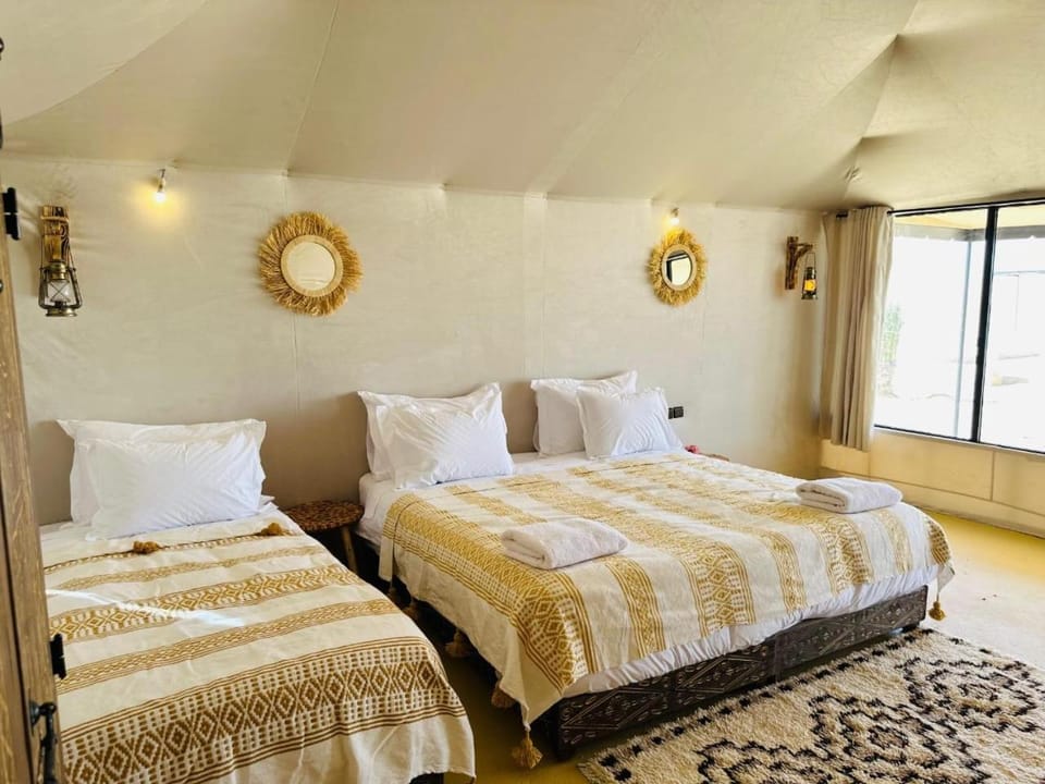 Property building, Bed, Photo of the whole room, Bedroom
