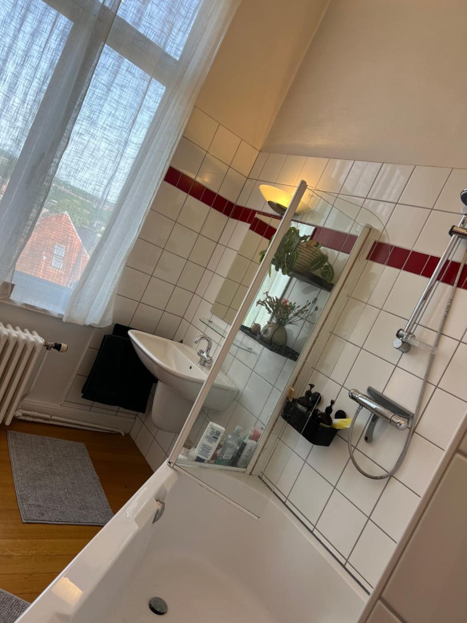 Bathroom, Bath