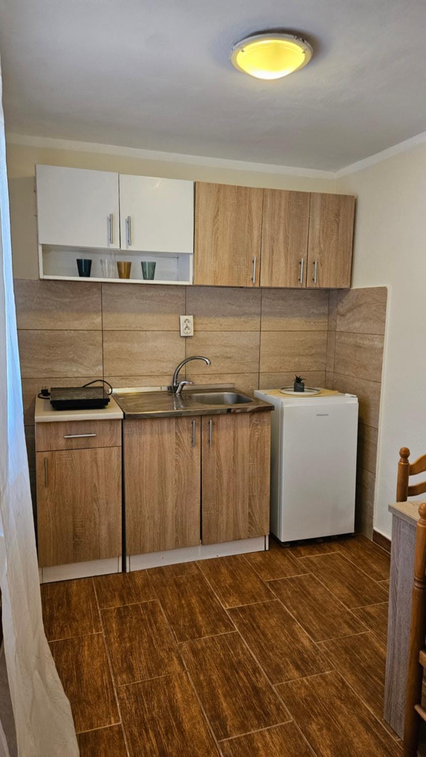 Aura Bay Cozy Studio Apartment in Kotor Municipality