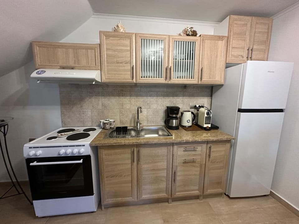Coast Horizon Apartment in Messenia