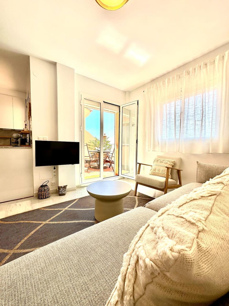 Beautiful Penthouse with Rooftop & Pool close to Burriana Beach Apartment in Nerja